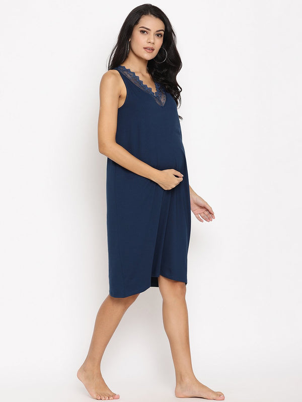 https://www.wobblywalk.com/cdn/shop/products/maternity-nursing-lace-nightie-blue-4_1_600x.jpg?v=1617404146